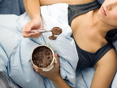 Sleeping More Will Curb Your Sugar Cravings